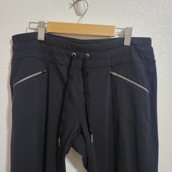 Athleta jogger style pants size medium - Picture 8 of 13